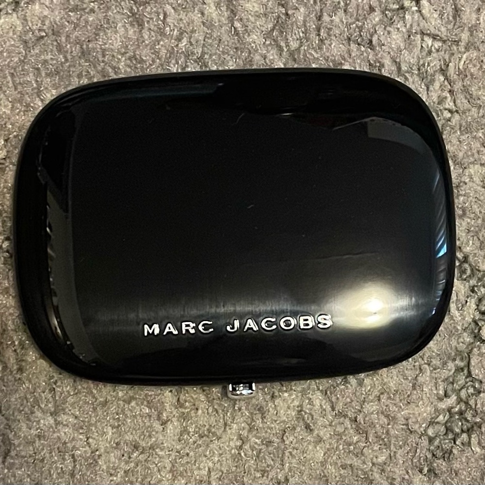 NWOT Marc Jacobs Air Blush — Kink & Kisses